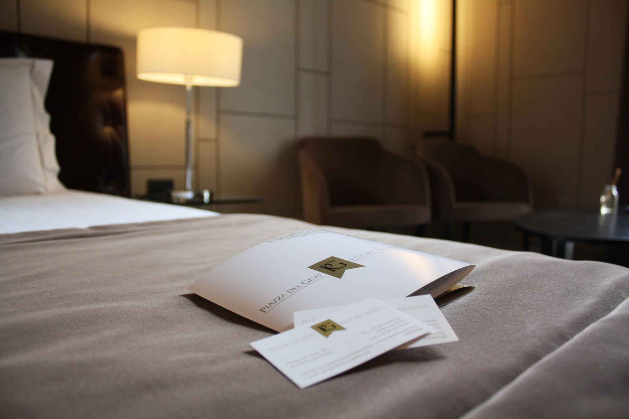 Piazza Del Gesu' Luxury Suites Rom Exteriör bild