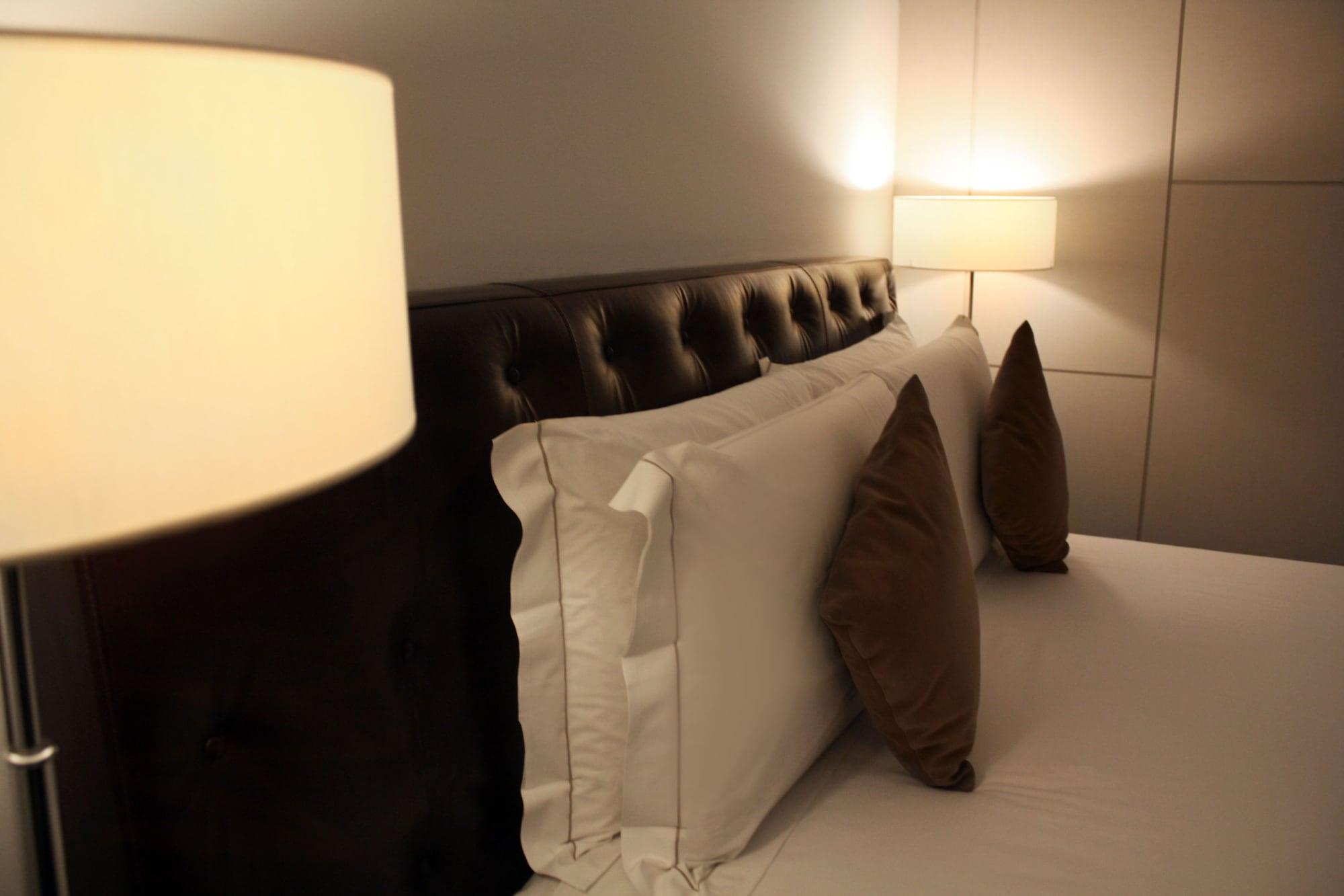 Piazza Del Gesu' Luxury Suites Rom Exteriör bild